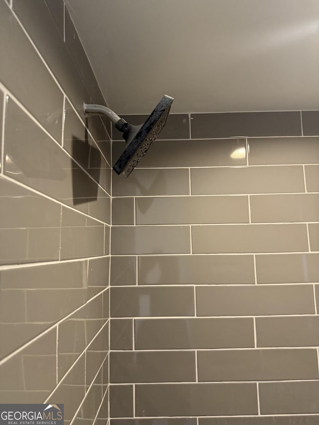 room details with walk in shower