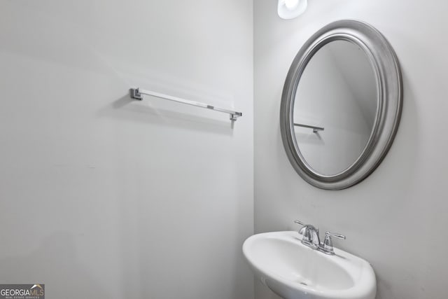 bathroom with sink