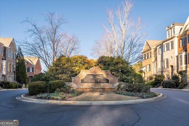 view of community / neighborhood sign