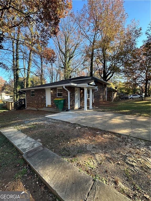 view of single story home