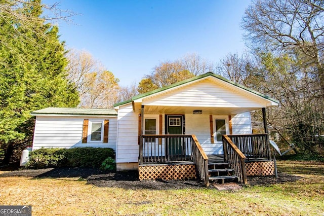 bungalow with a porch