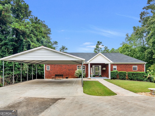 ranch-style home with a front lawn