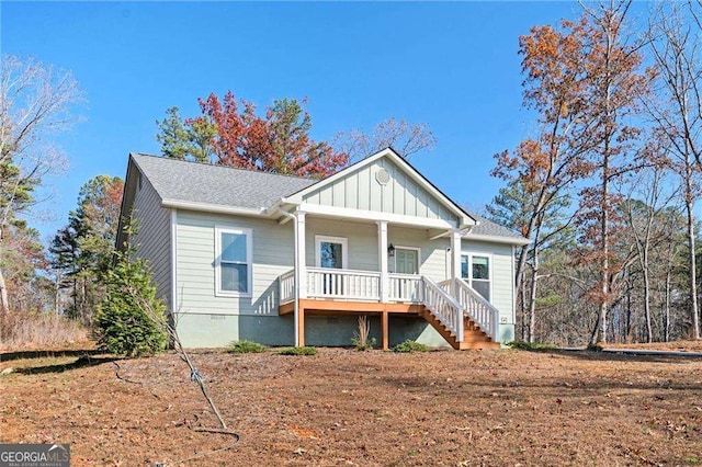 view of front of house with a porch