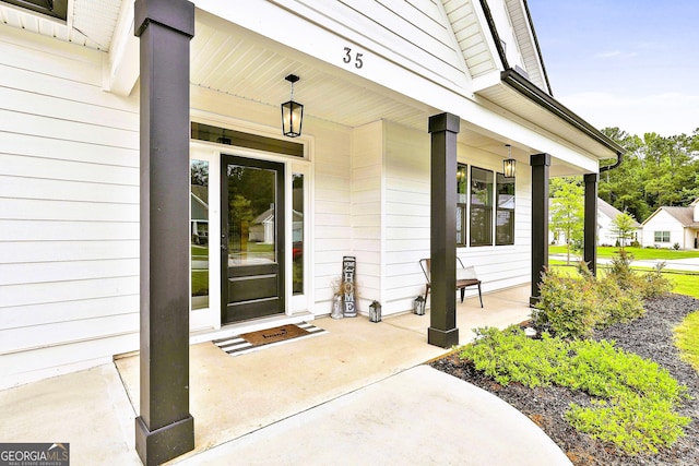 property entrance with a porch