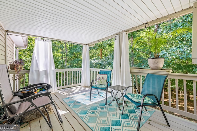 view of sunroom / solarium