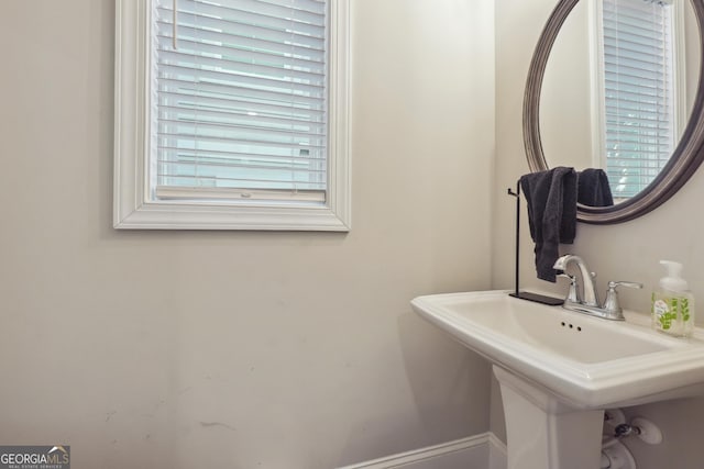 bathroom with sink