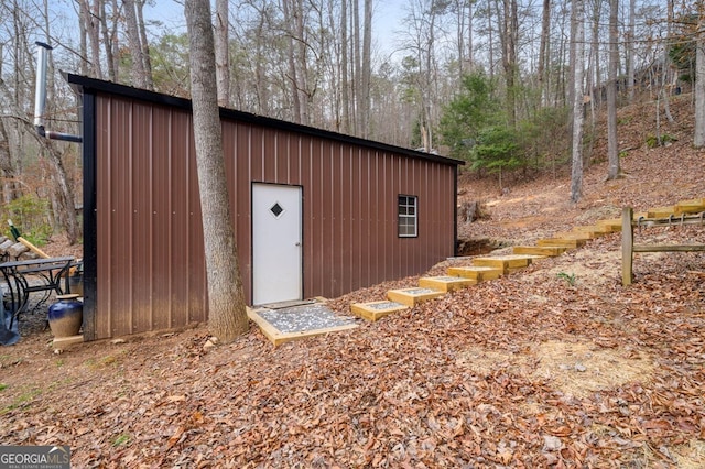 view of outbuilding