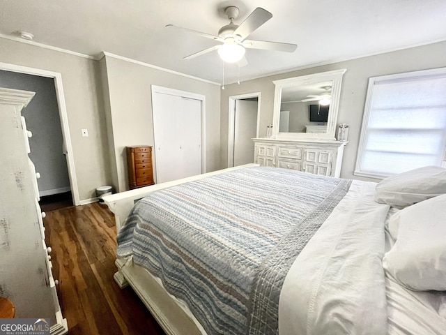 bedroom featuring ceiling fan, dark hardwood / wood-style floors, and ornamental molding