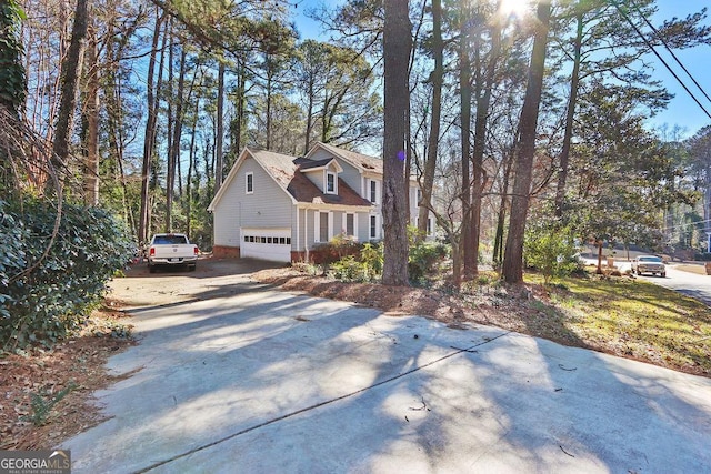 view of front of home with a garage