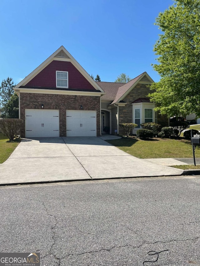 view of front facade with a garage