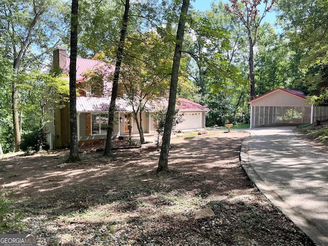 view of front of house with a garage