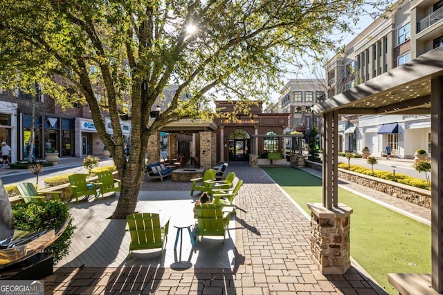 211 N Esplanade, Alpharetta, GA 30009 - surrounding community featuring a bocce ball area