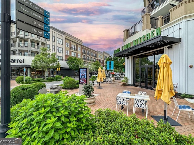 211 N Esplanade, Alpharetta, GA 30009 - view of community