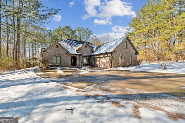 view of front of house with a garage