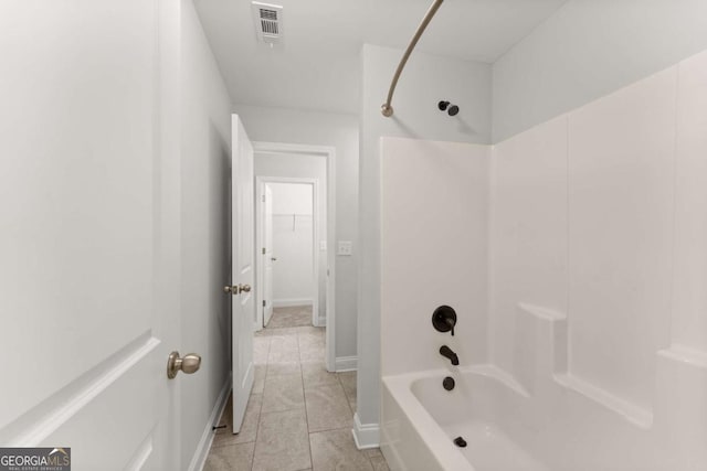 bathroom featuring shower / bathing tub combination