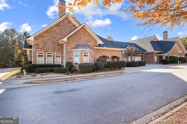 view of front property