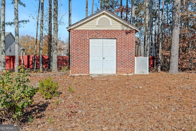 view of outbuilding