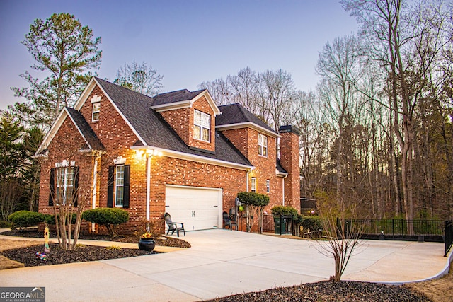 view of front facade featuring a garage