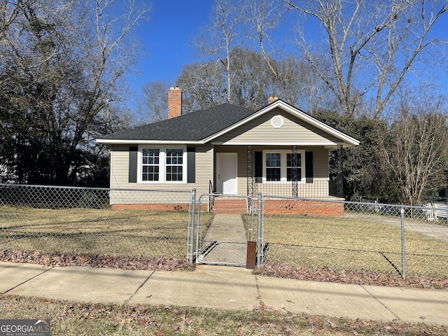 view of front of house featuring a front lawn and a porch