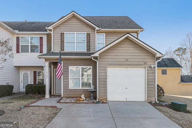 view of front facade featuring a garage