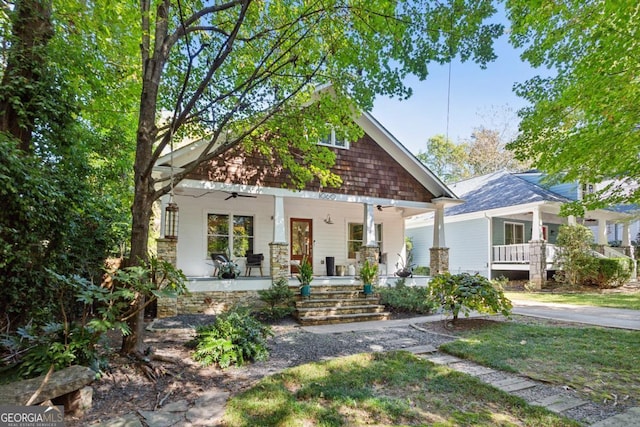 view of front of property with covered porch