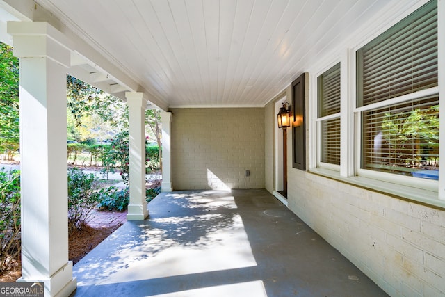 view of patio featuring covered porch