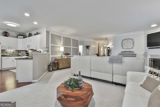 living room with crown molding