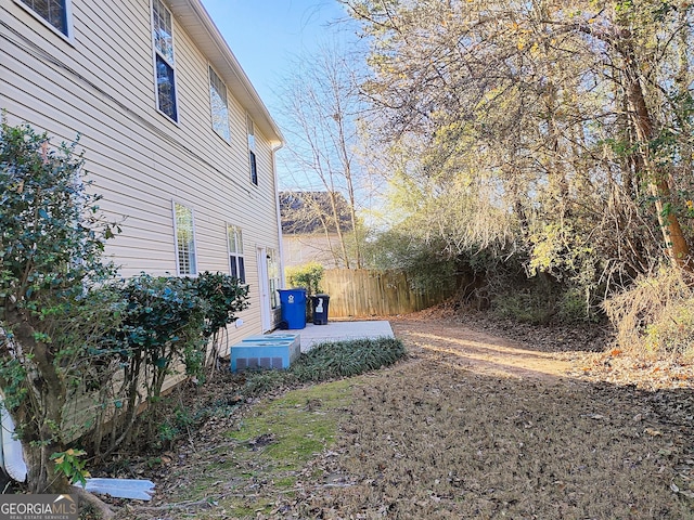 view of yard with a patio area