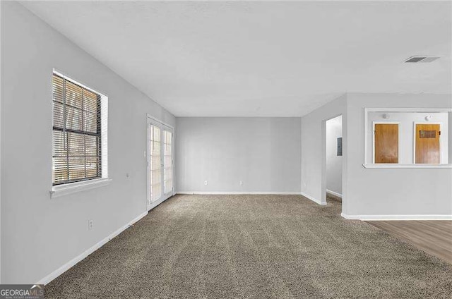 view of carpeted spare room