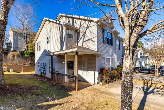 view of front of home