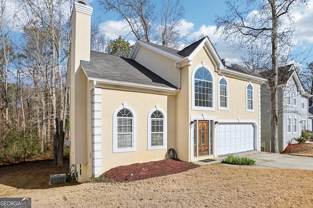 view of front facade with a garage