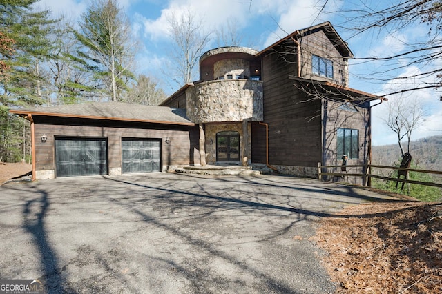 view of front of house featuring a garage