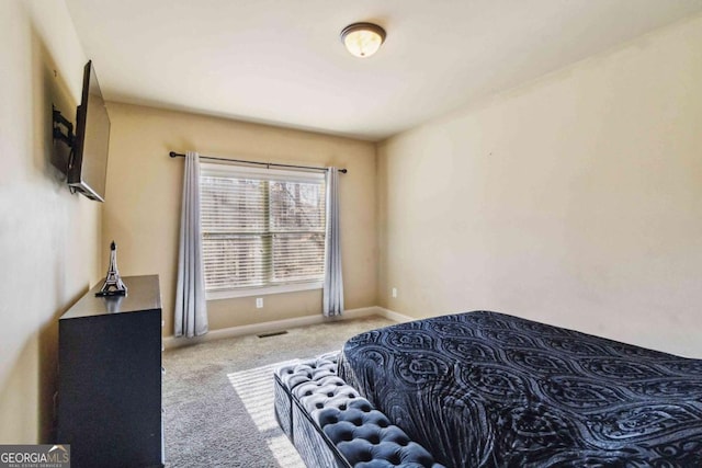 bedroom with carpet flooring