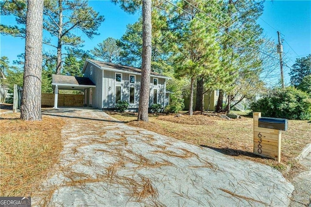 view of front of house featuring a carport