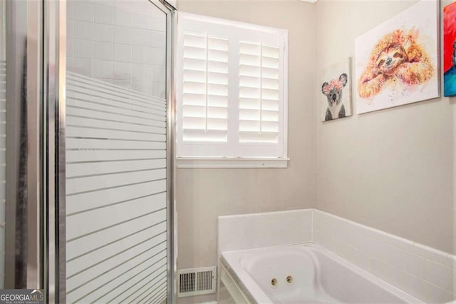 bathroom featuring a bathing tub