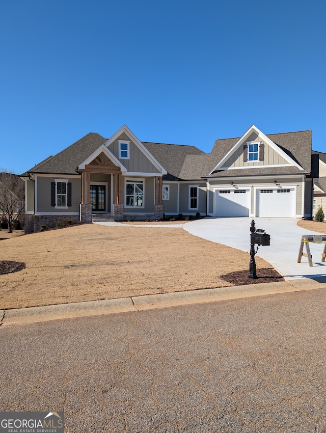 craftsman-style home featuring a garage