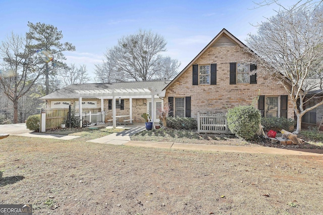 view of front property