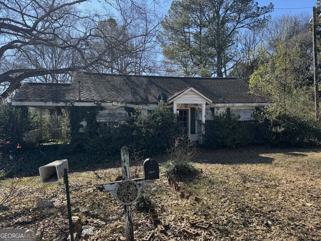 view of front of house