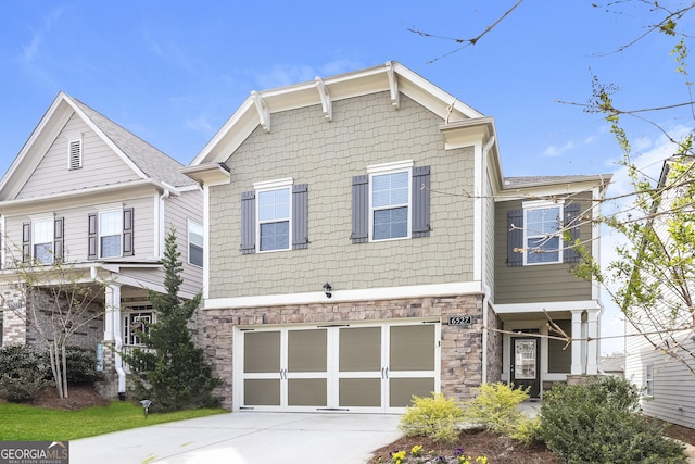 6527 Crosscreek Ln, Flowery Branch, GA 30542 - view of front facade featuring a garage