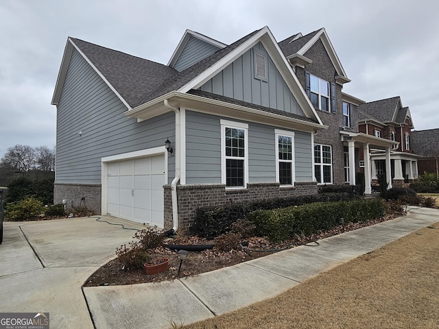 view of front of house with a garage