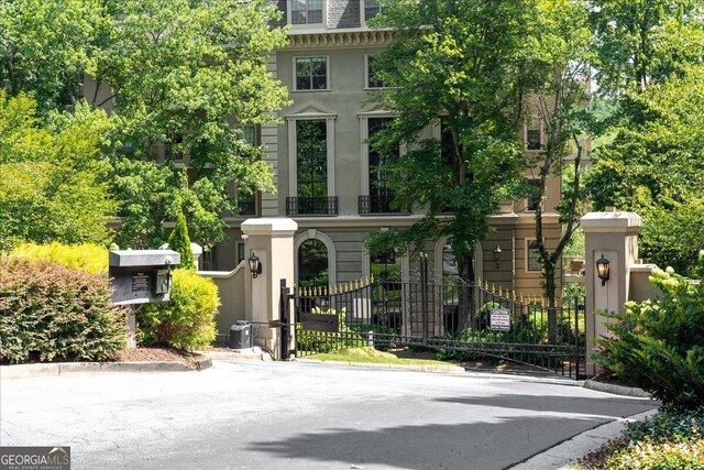 2865 Lenox Rd NE Unit 208, Atlanta, GA 30324