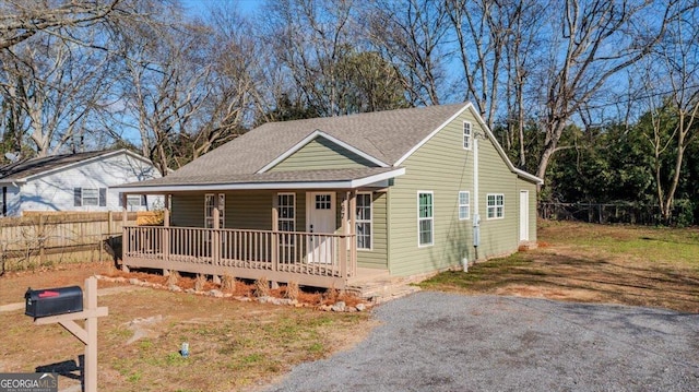 view of front of property with covered porch