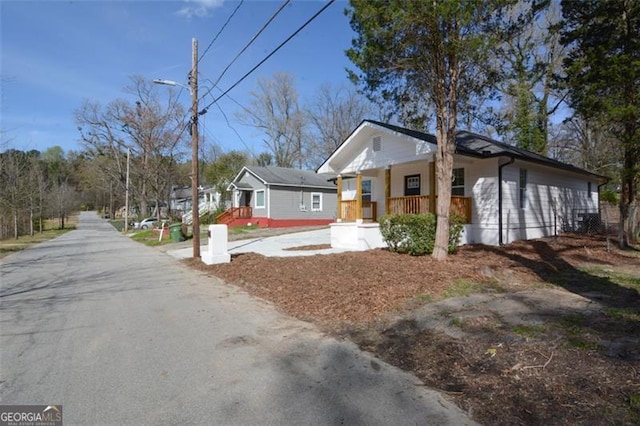 view of front of home with a porch