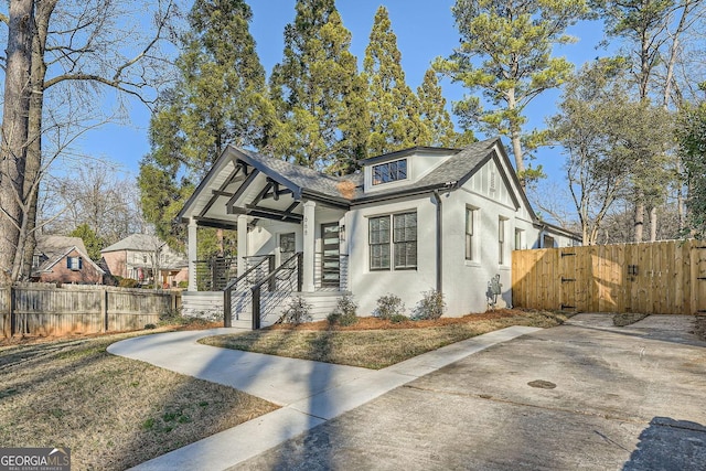 view of front of home