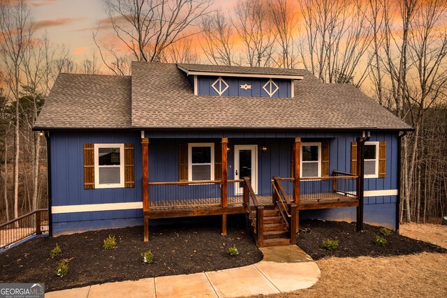 view of front of house with a porch