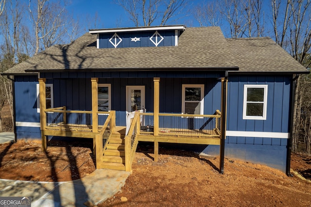 view of front of house featuring a porch