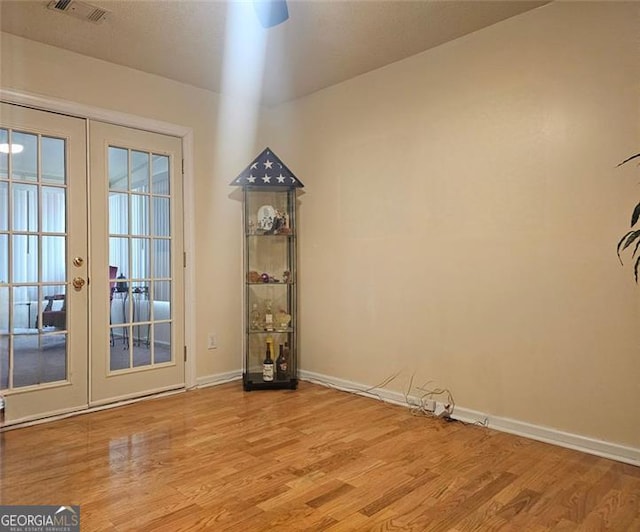 dining room featuring lofted ceiling, ceiling fan, and a textured ceiling