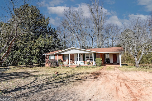 ranch-style house with a porch