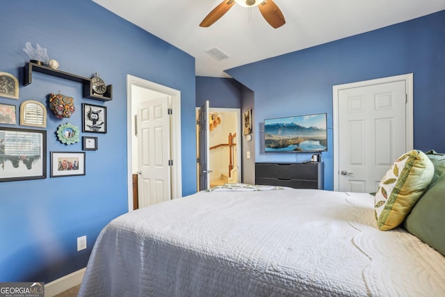 bedroom with ceiling fan