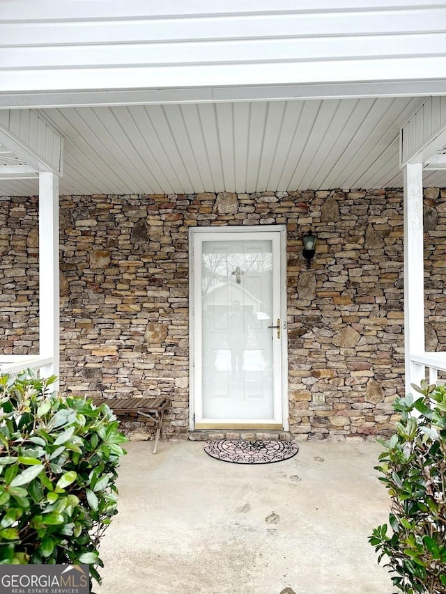 view of entrance to property